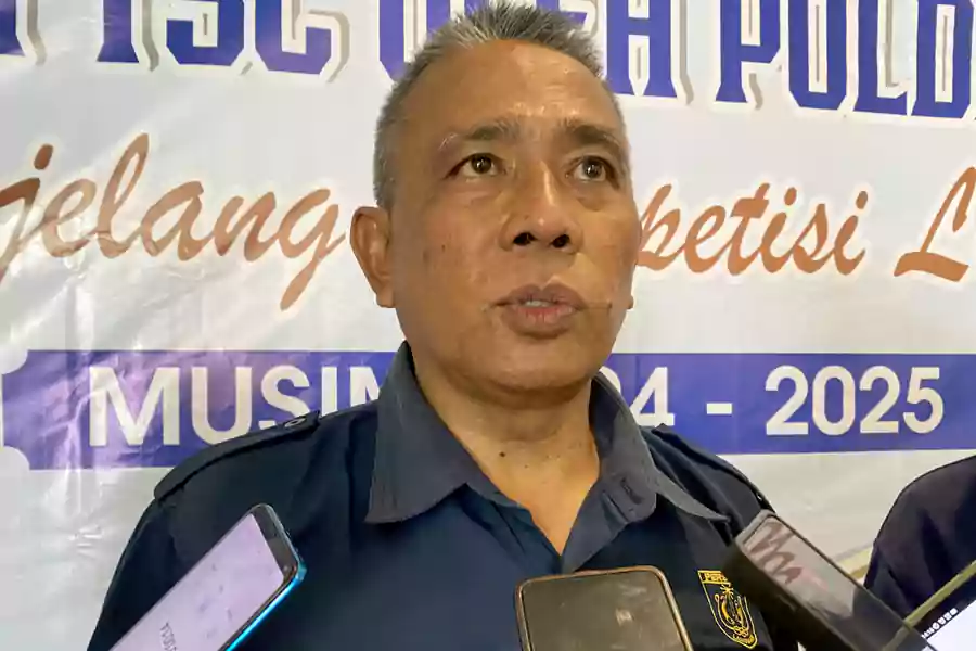 Panpel Persela Lamongan Mahfud Syafi'i. [Foto: Diah Ayu/beritajatim.com]