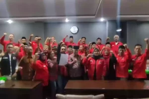 Sebanyak 33 PAC Desak DPP PDIP Segera Rekom Sanusi di Pilbup Malang Pertemuan seluruh pengurus PAC se-Kabupaten Malang.