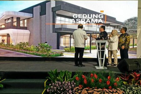 Kemenperin Kembangkan Industri Alas Kaki di Sidoarjo