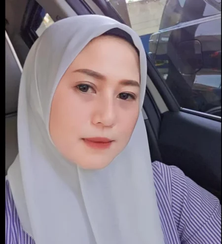 Annyk Mariyani