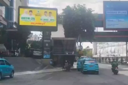 Billboard's Golkar di Surabaya