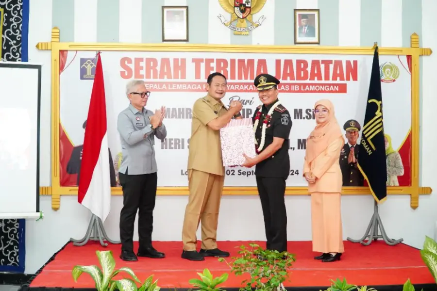 Bupati Lamongan