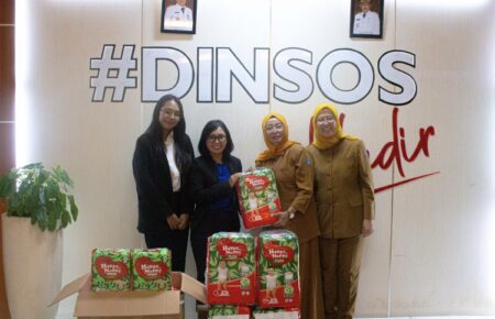 Program Vasa Touch Sediakan Popok Bayi untuk Keluarga Kurang Mampu