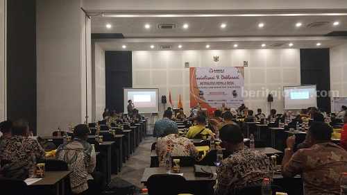 Ratusan Kades Tak Hadiri Deklarasi Netralitas yang Digelar Bawaslu Jember