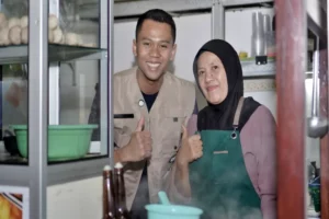 Bertemu PKL, Keluarga KH Hasyim, dan Warga Batu, Mas Gum: Saya Bekerja untuk Panjenengan