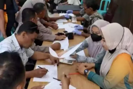 Polres Pamekasan menyambut Hari Lalulintas Bhayangkara Ke-69 2024.