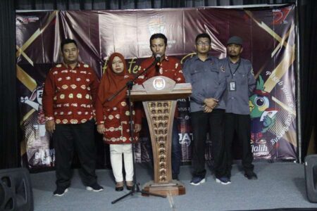 Empat Paslon Wali Kota Probolinggo Lakukan Tes Kesehatan Secara Bergilir foto beritajatim