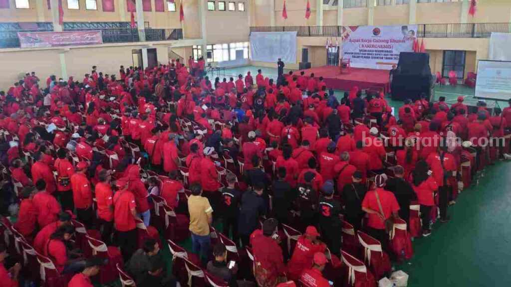 Rakercabsus DPC PDI-Perjuangan Kabupaten Mojokerto di Gor Gajah Mada, Kecamatan Mojosari, Kabupaten Mojokerto. [Foto: Ist] 