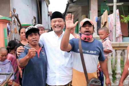 Cabup Banyuwangi Gus Makki Blusukan, Respon Warga Mengejutkan