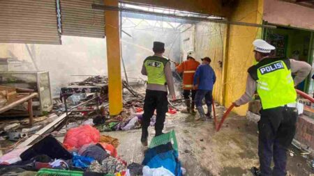 Ruko Laundry Mojokerto Terbakar, Lupa Matikan Kompor