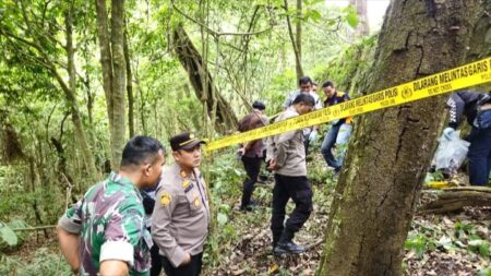 Mayat di Tahura Raden Soerjo Mojokerto, Ada Luka di Bibir