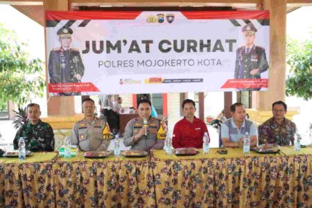 Melalui Jum’at Curhat, Polres Mojokerto Kota Sosialisasi Bahaya Karhutla