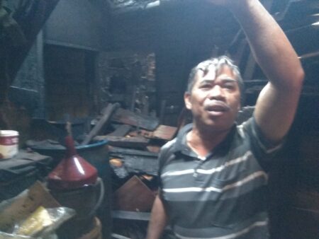 Lupa Matikan Kompor Saat Masak Air, Warkop di Gresik Kebakaran