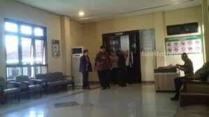 Oknum ASN Pemkab Sampang Dituntut 1 Tahun 8 Bulan Oleh Pengadilan Buntut Kasus Pencemaran Nama Baik
