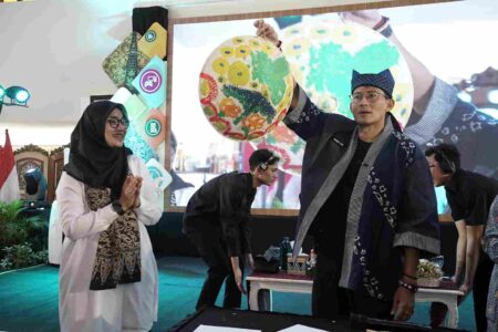 Menparekraf Sambung Pariwisata Internasional Banyuwangi dan Bali