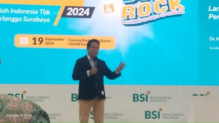 Potensi Besar Bank Syariah di Jatim, Dirut BSI Turun Tangan Lakukan Literasi Keuangan Dirut BSI Turun Tangan Lakukan Literasi Keuangan