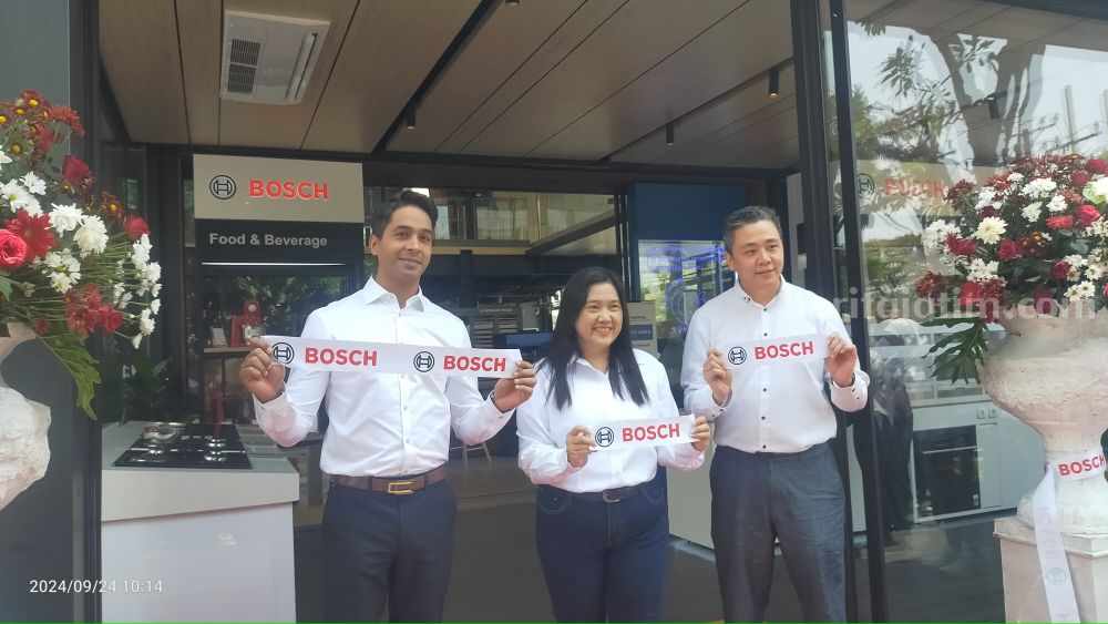Bosch Akhirnya Buka Bosch Home Experience Center di Surabaya Bosch Home Appliances saat membuka Home Experience Center terbarunya di Surabaya.