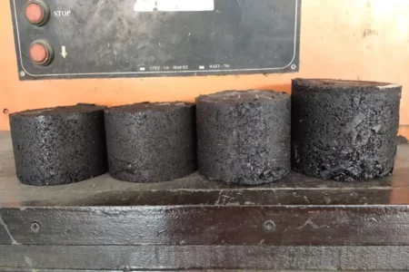 Mahasiswa ITS Pakai Limbah Filter Rokok untuk Modifikasi Aspal