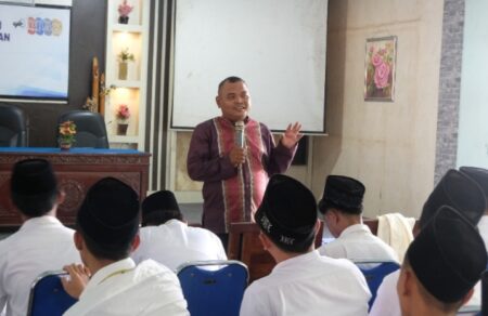 Doktor IAI Al-Khairat Pamekasan: Moderasi Beragama Bukan Kontestasi Kebenaran
