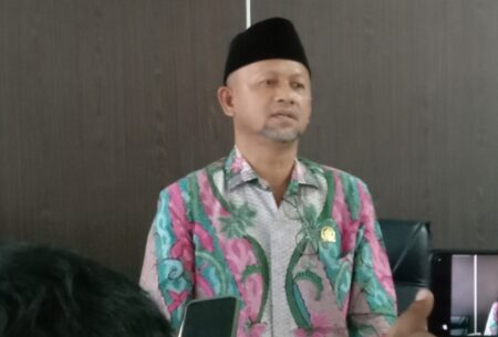 Pimpinan Sementara DPRD Pamekasan, Halili Yasin.