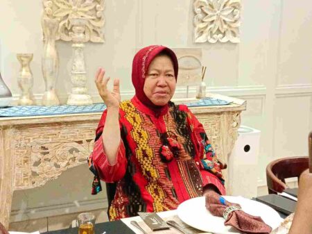 Mungkinkah Risma Tutup Lokalisasi di Jatim Seperti Gang Dolly Jika Terpilih?