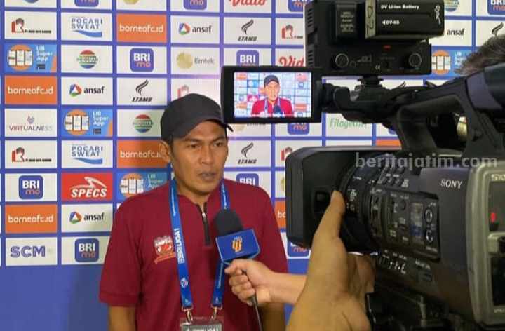 Karteker Madura United FC, Rakhmad Basuki.