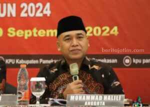 Divisi Perencanaan, Data dan Informasi KPU Pamekasan, Mohammad Halili. [Samsul/Beritajatim.com]