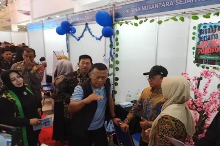 Bupati Sugiri