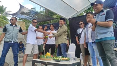 Klub Honda Civic Banyuwangi Tancap Gas Menangkan Gus Makki foto beritajatim