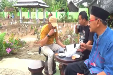 Makam Unik di Ponorogo, Ada Ngopi Gratis dan Tempat Nongkrong