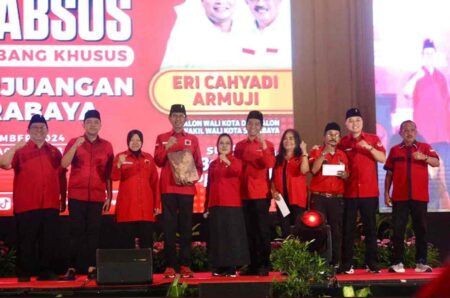 Rapat Kerja Cabang Khusus (Rakercabsus) PDIP Surabaya. [Ade/Beritajatim.com]