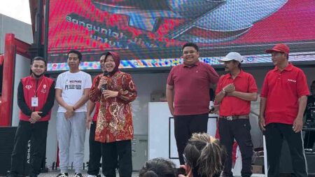 SICITA Mulyorejo Surabaya, Risma Janji SMA/SMK Gratis: Wajib Belajar 12 Tahun Mutlak! foto beritajatim