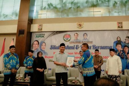 Ini Penjelasan Tagline Asli Luwih Apik dari Bapaslon Wahono-Nurul di Pilkada Bojonegoro Ini Penjelasan Tagline Asli Luwih Apik dari Bapaslon Wahono-Nurul di Pilkada Bojonegoro