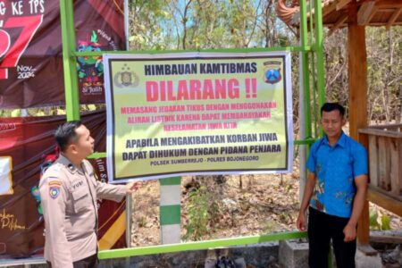 Polisi Bojonegoro Pasang Papan Peringatan Jebakan Tikus Listrik