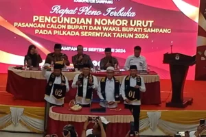 Dua Paslon Pilkada Sampang: Mandat Nomor 1, Jimat Urutan 2 foto herta jatim