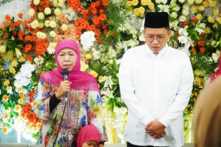 Besok, Presiden Jokowi Saksi Akad Nikah Putra Ketiga Khofifah Foto berita jatim