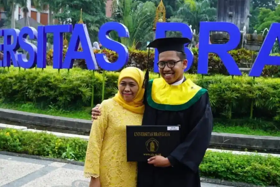 Yusuf Mannagalli Parawansa, Putra Ketiga Khofifah Segera Menikah foto berita jatim