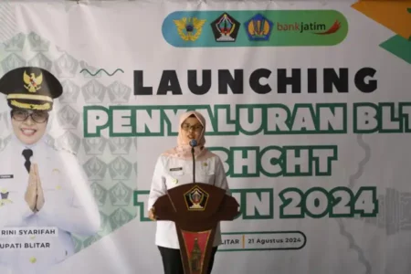 Maju Jadi Bacabup Petahana Blitar, Mak Rini Cuti Dua Bulan foto berita jatim