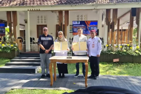 BSI dan Pemda Banyuwangi Teken MoU Bangun RS Pesanggaran foto berita jatim