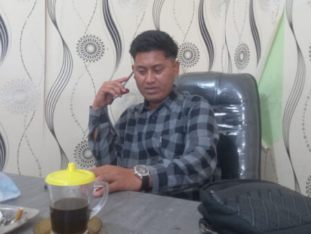 Komisioner KPU Sumenep, Abdul Aziz (Temmy/ Beritajatim.com)