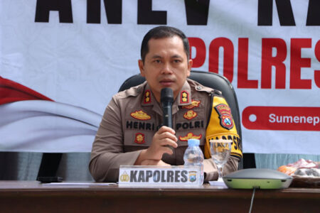Polres Sumenep Petakan Kepulauan Masuk Daerah Rawan di Pilkada Kapolres Sumenep, AKBP Henri Noveri Santoso.