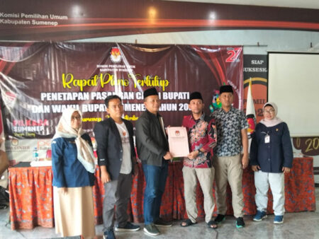KPU Sumenep Tetapkan Dua Paslon Bupati dan Wakil Bupati foto