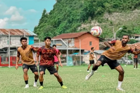 Persela Lamongan Punya Modal Positif Tantang Persipura