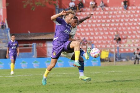Saksikan Aksi Seru: Link Live Streaming Persis Solo vs Persik Kediri! Persik Kediri menantang tuan rumah Persis Solo di Stadion Manahan, Surakarta pada Senin (23/9/2024) sore. Foto: PT LIB