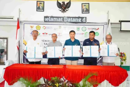 Petrokimia Gresik Dukung Program Closed Loop Kementerian Perekonomian untuk Kesejahteraan Jawa Timur foto berita jatim