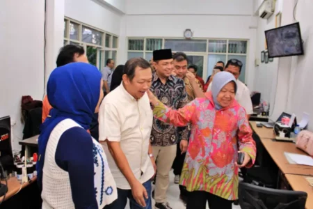 Risma Diskusi dengan Redaksi beritajatim.com di Tanggal 9 Bulan 9 Tri Rismaharini