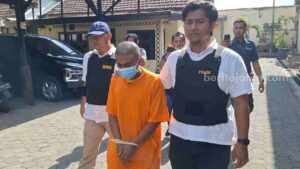 Warga Kota Batu Tawarkan Istri untuk Layani Pria Lain