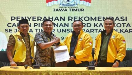 Golkar Tetapkan Blegur Pimpinan DPRD Jatim dan 21 Pimpinan di Kabupaten/Kota Golkar Tetapkan Blegur Pimpinan DPRD Jatim dan 21 Pimpinan DPRD Kab/Kota