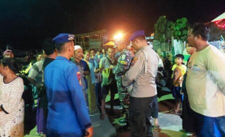 Belasan ABK Kapal Nelayan Tenggelam di Perairan Panarukan Situbondo Belasan ABK Kapal Nelayan Tenggelam di Perairan Panarukan Situbondo