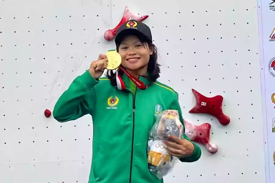 Atlet Eka Dian asal Kabupaten Tuban yang memperoleh medali emas pada ajang PON XXI Aceh-Sumut 2024.